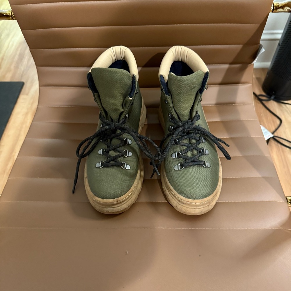 Thesus The Weekend Boots